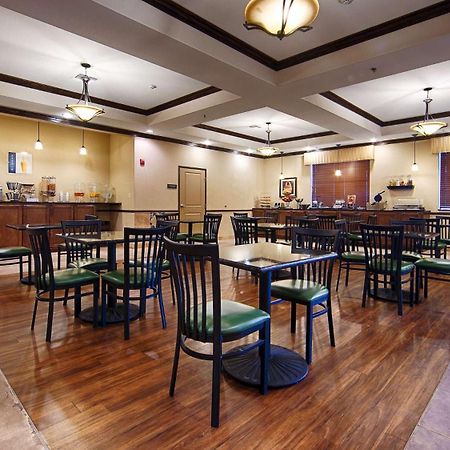 Best Western Plus Emory At Lake Fork Inn & Suites Екстер'єр фото