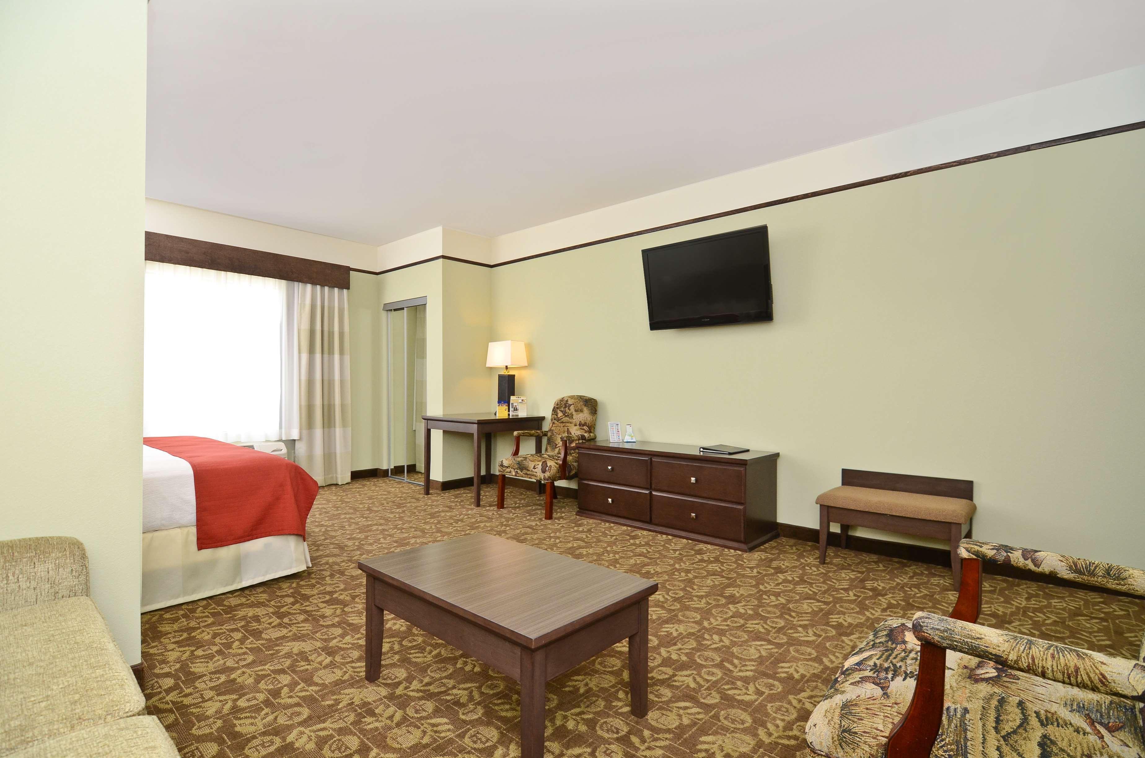 Best Western Plus Emory At Lake Fork Inn & Suites Екстер'єр фото