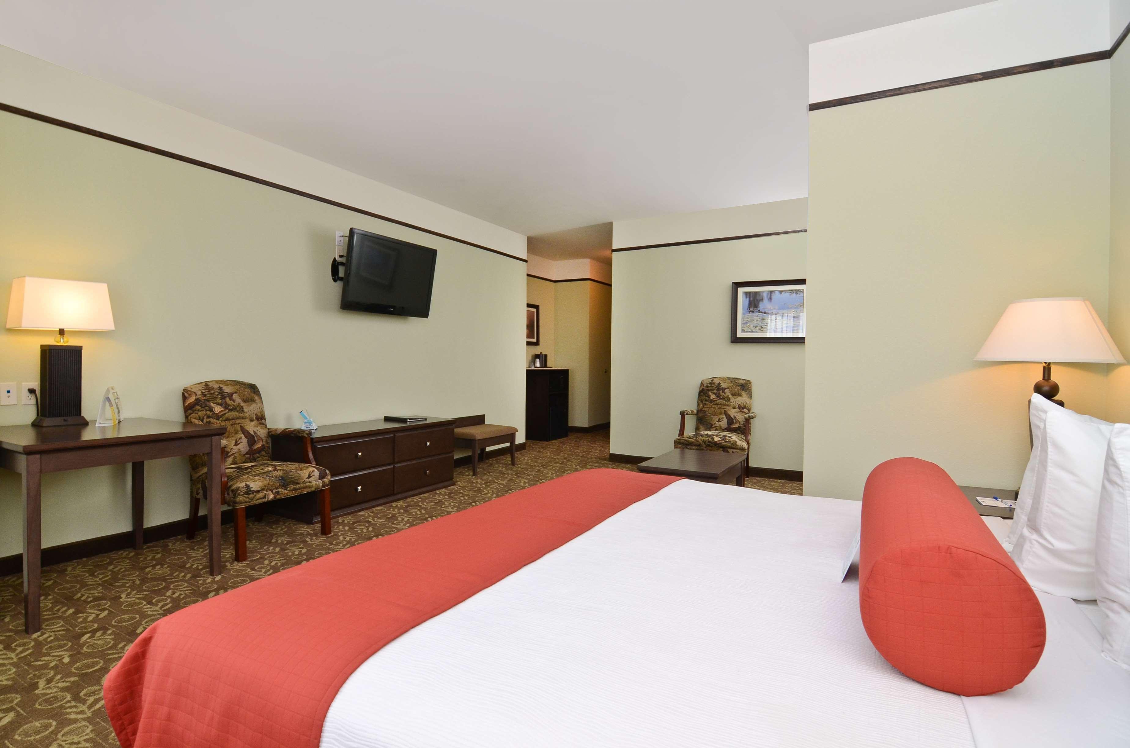 Best Western Plus Emory At Lake Fork Inn & Suites Екстер'єр фото