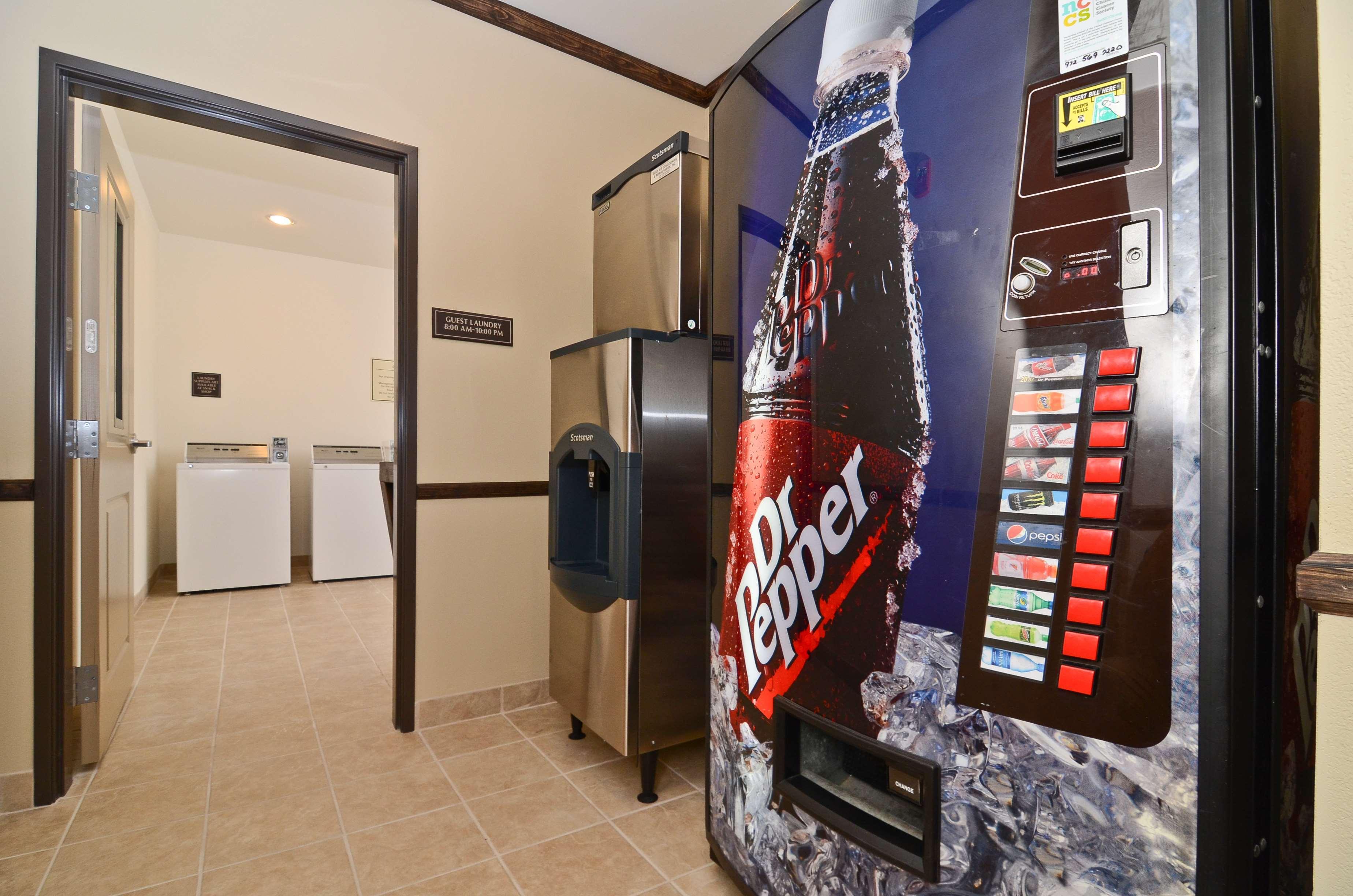 Best Western Plus Emory At Lake Fork Inn & Suites Зручності фото