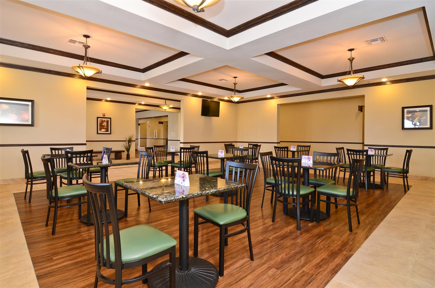 Best Western Plus Emory At Lake Fork Inn & Suites Екстер'єр фото