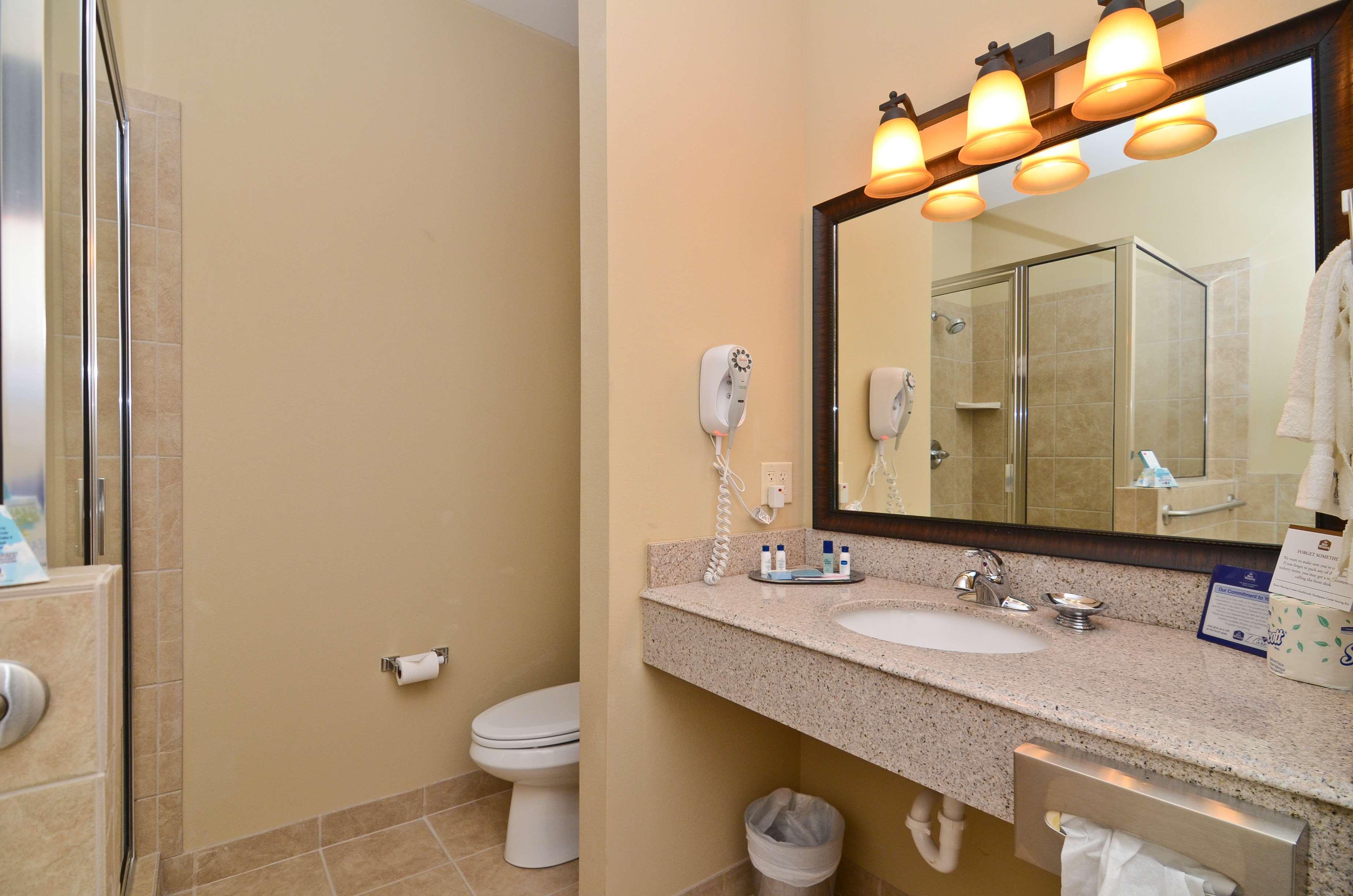 Best Western Plus Emory At Lake Fork Inn & Suites Екстер'єр фото