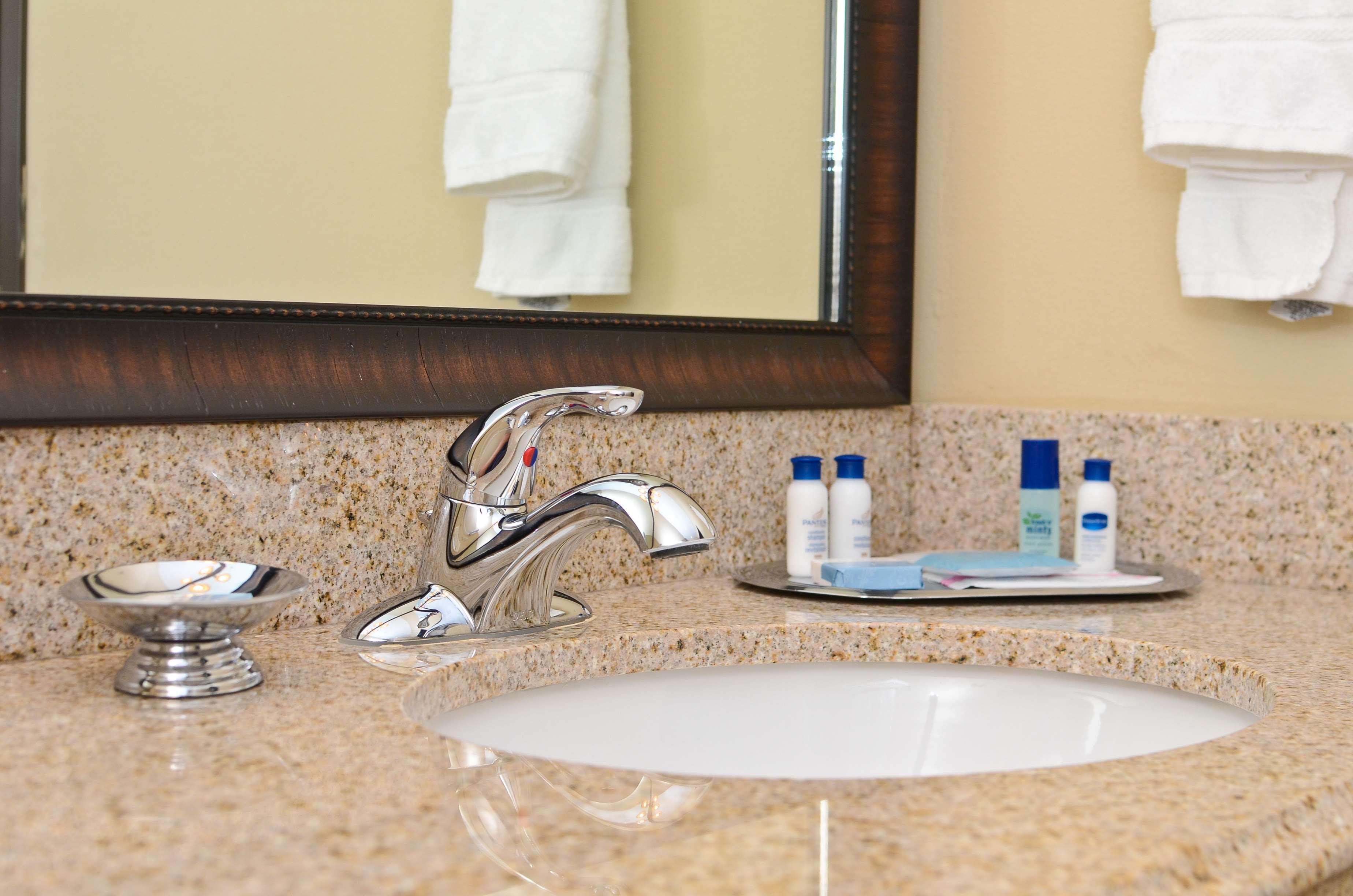 Best Western Plus Emory At Lake Fork Inn & Suites Екстер'єр фото
