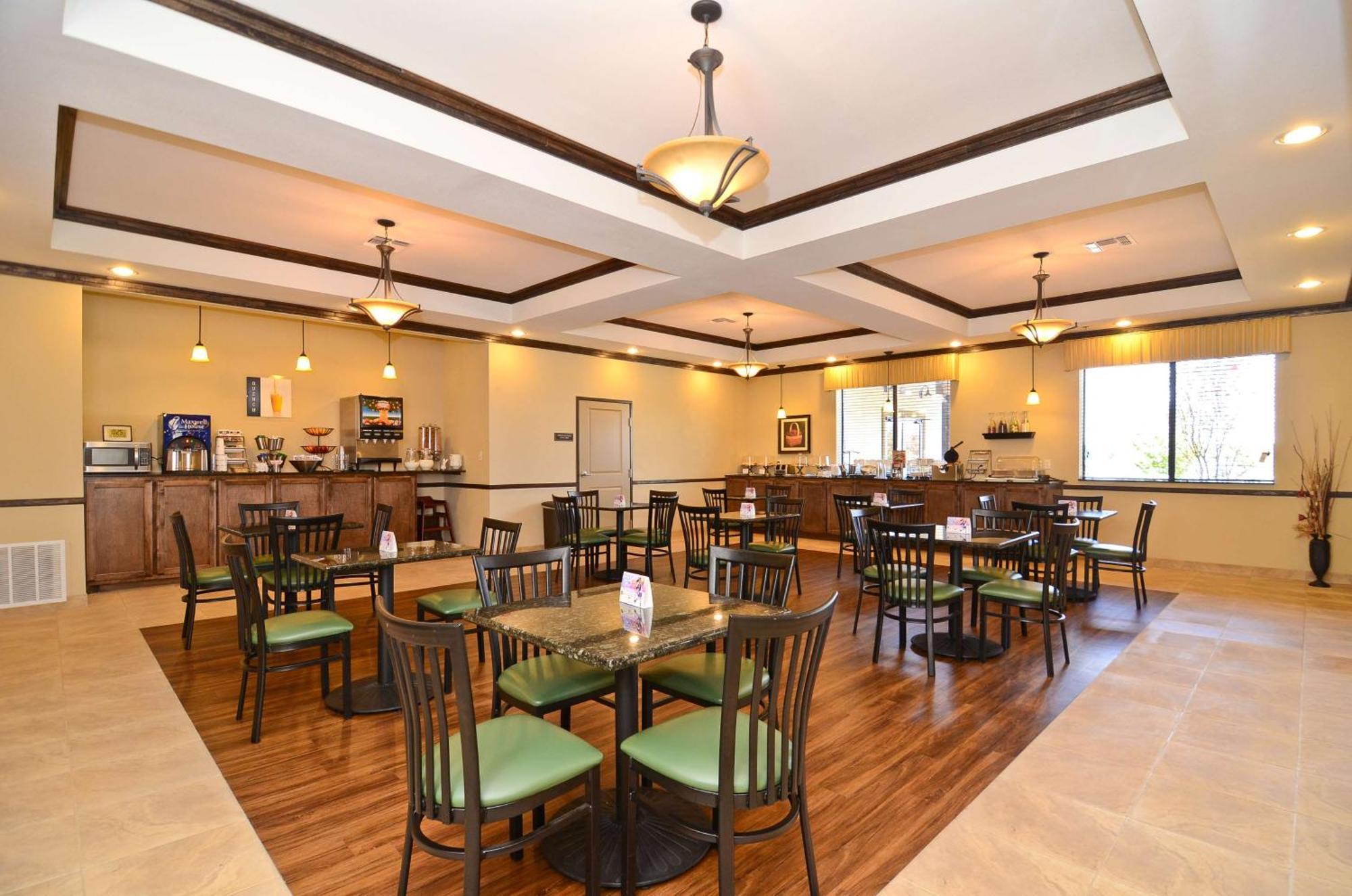 Best Western Plus Emory At Lake Fork Inn & Suites Екстер'єр фото