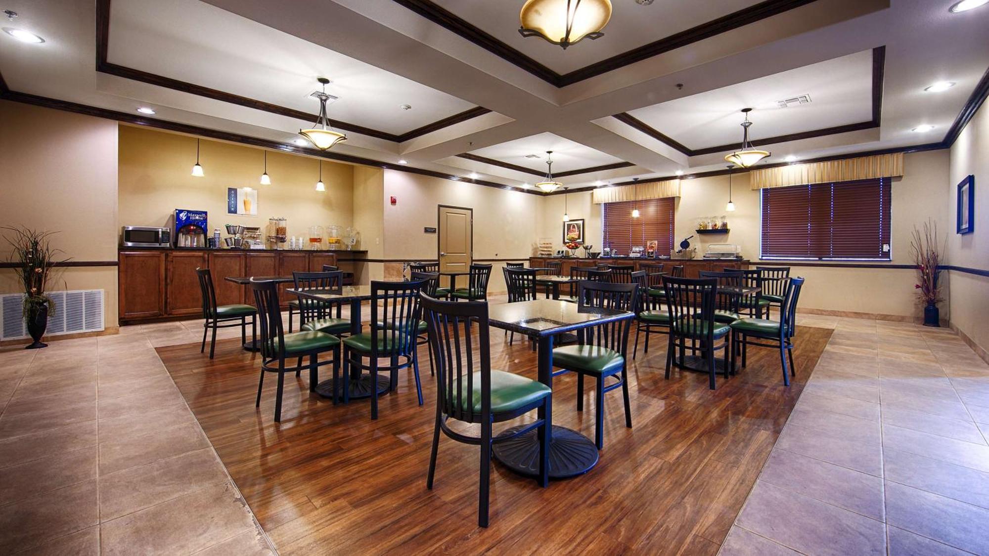 Best Western Plus Emory At Lake Fork Inn & Suites Екстер'єр фото